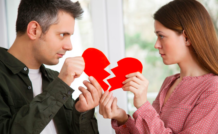 贵州离婚如何申请财产保全冻结对方账户